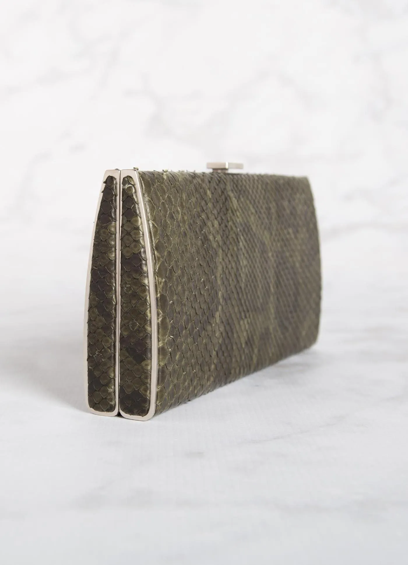 Box Wallet, Olive Green Ostrich Sh., Silver-Tone