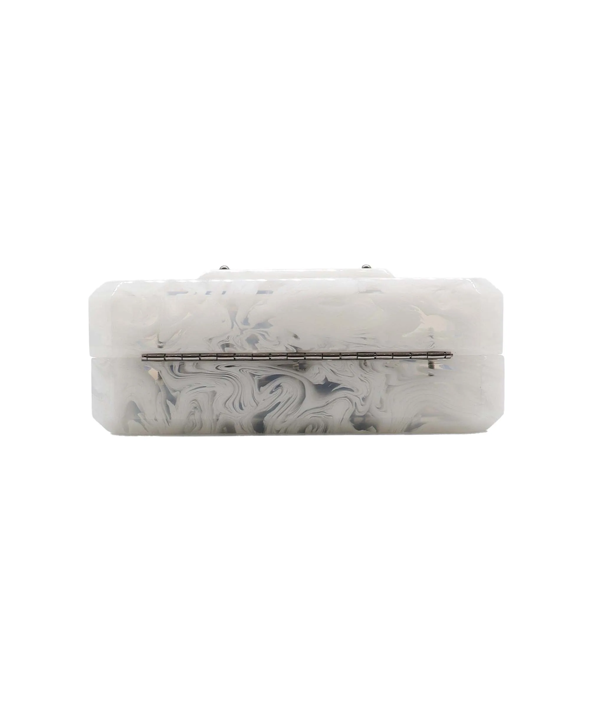 CHANEL 

Perfume bottle minaudière bag DXBS2875