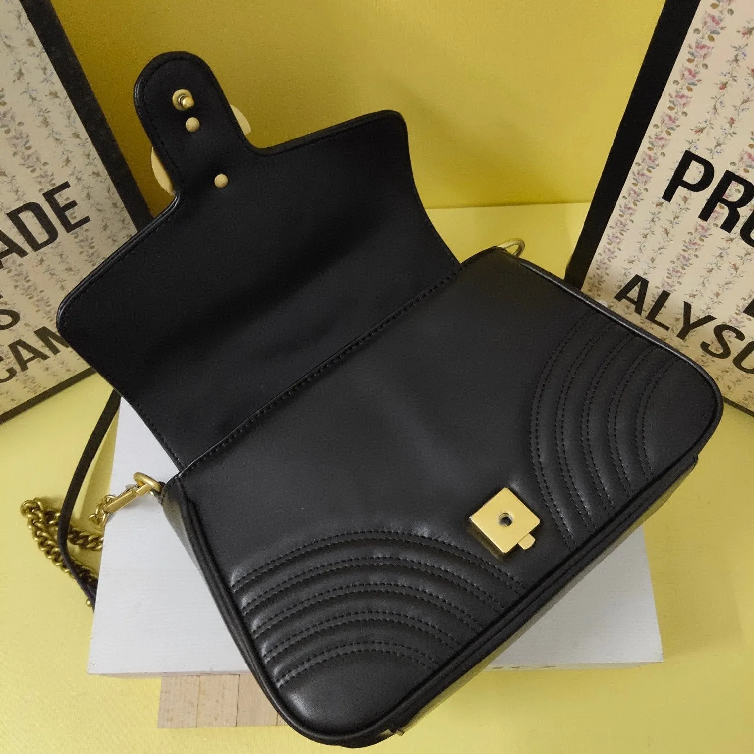 Designer Bags by Gucci 039