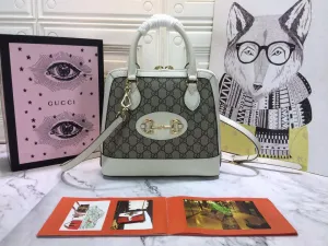 Designer Bags by Gucci 040
