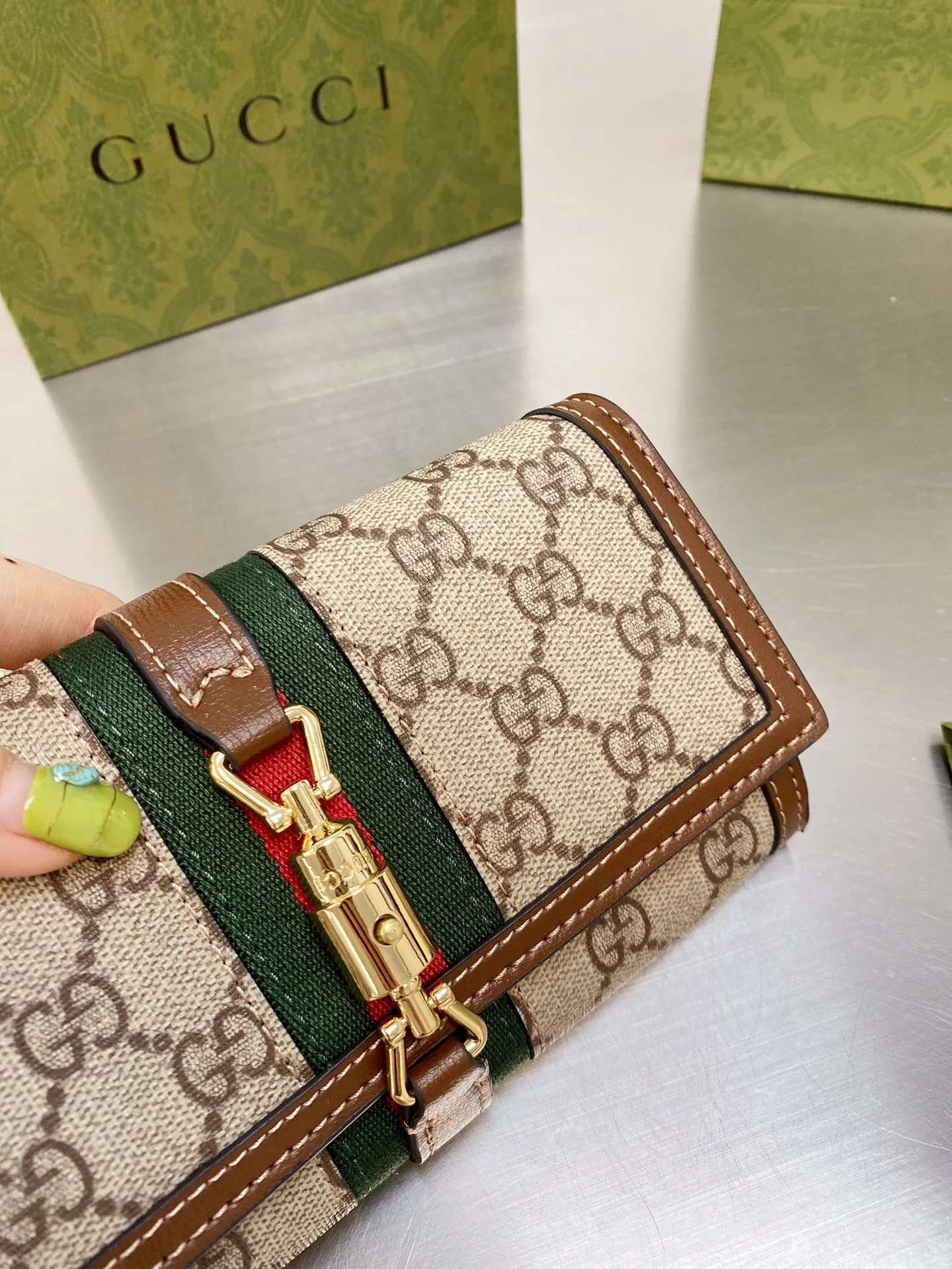 Designer Bags by Gucci 042