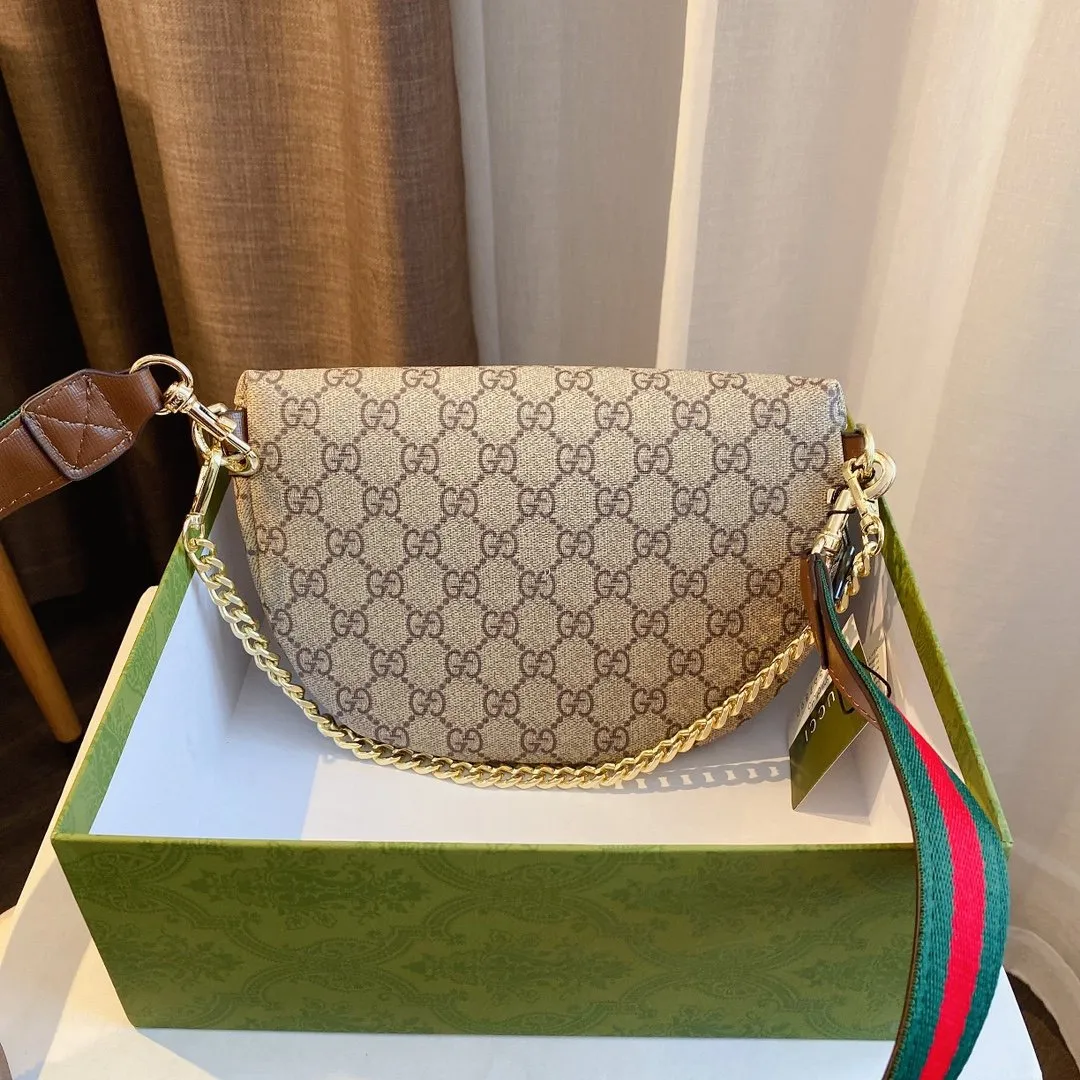 Designer Bags by Gucci 045