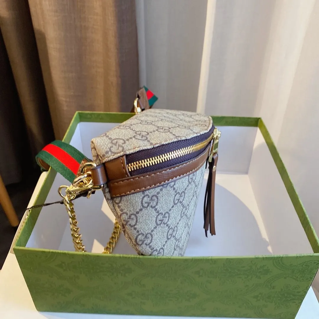 Designer Bags by Gucci 045