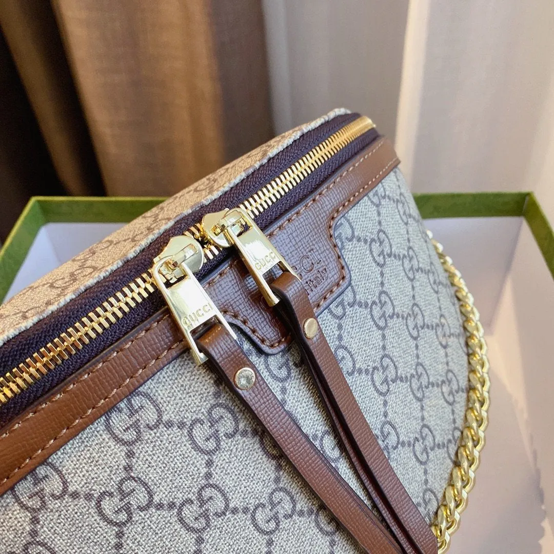 Designer Bags by Gucci 045