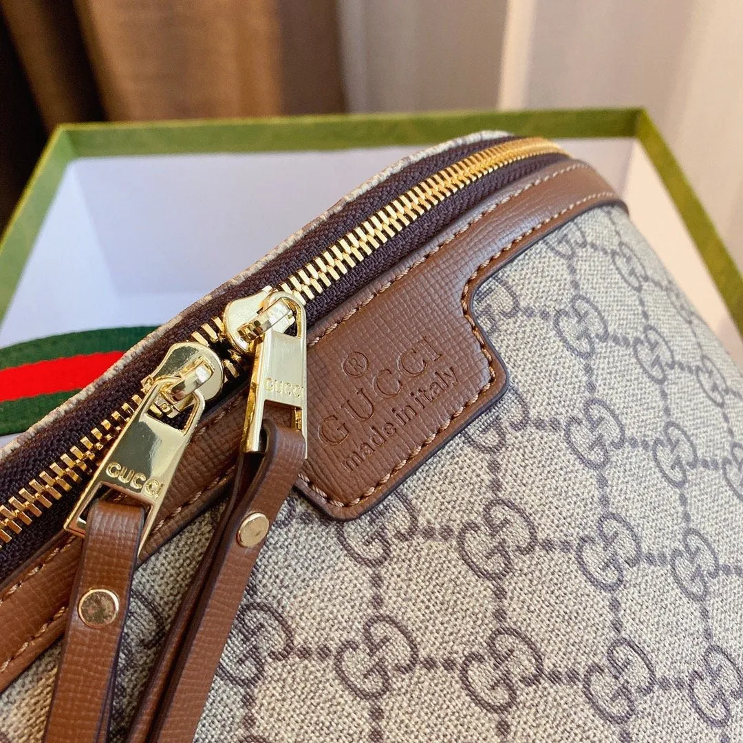Designer Bags by Gucci 045