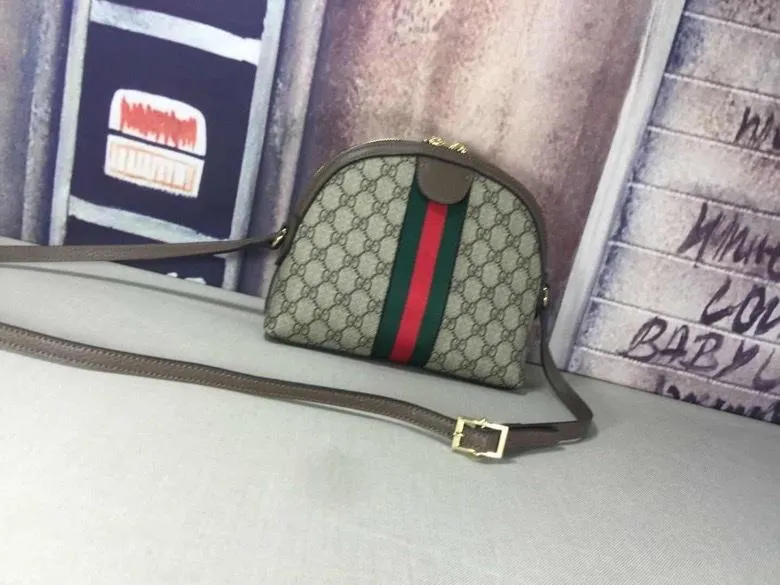 Designer Bags by Gucci 084