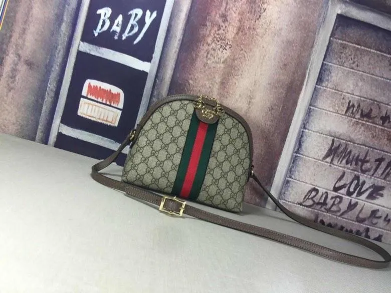 Designer Bags by Gucci 084