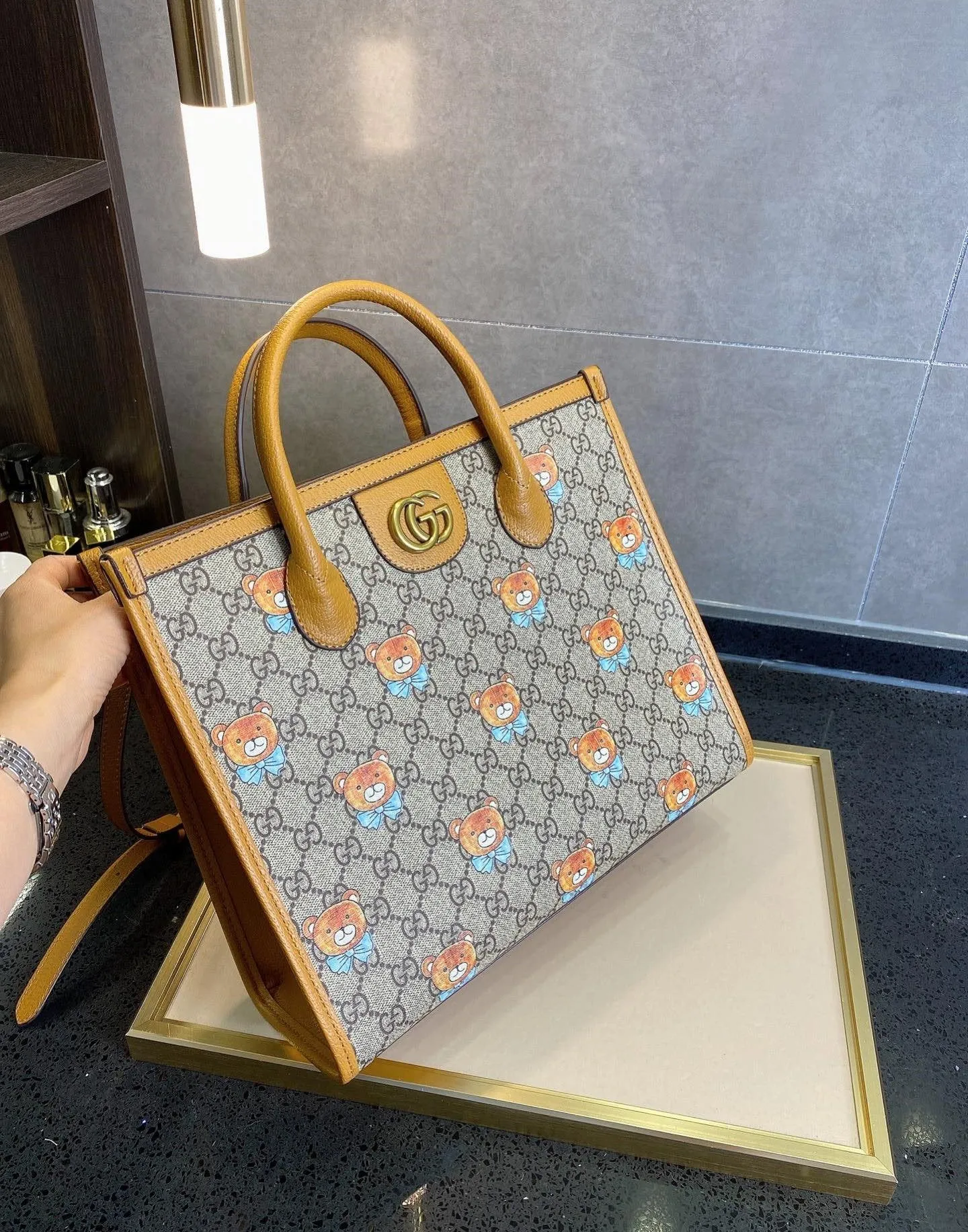 Designer Bags by Gucci 161