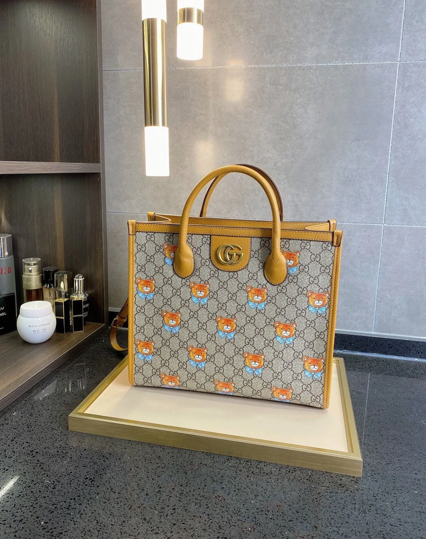 Designer Bags by Gucci 161