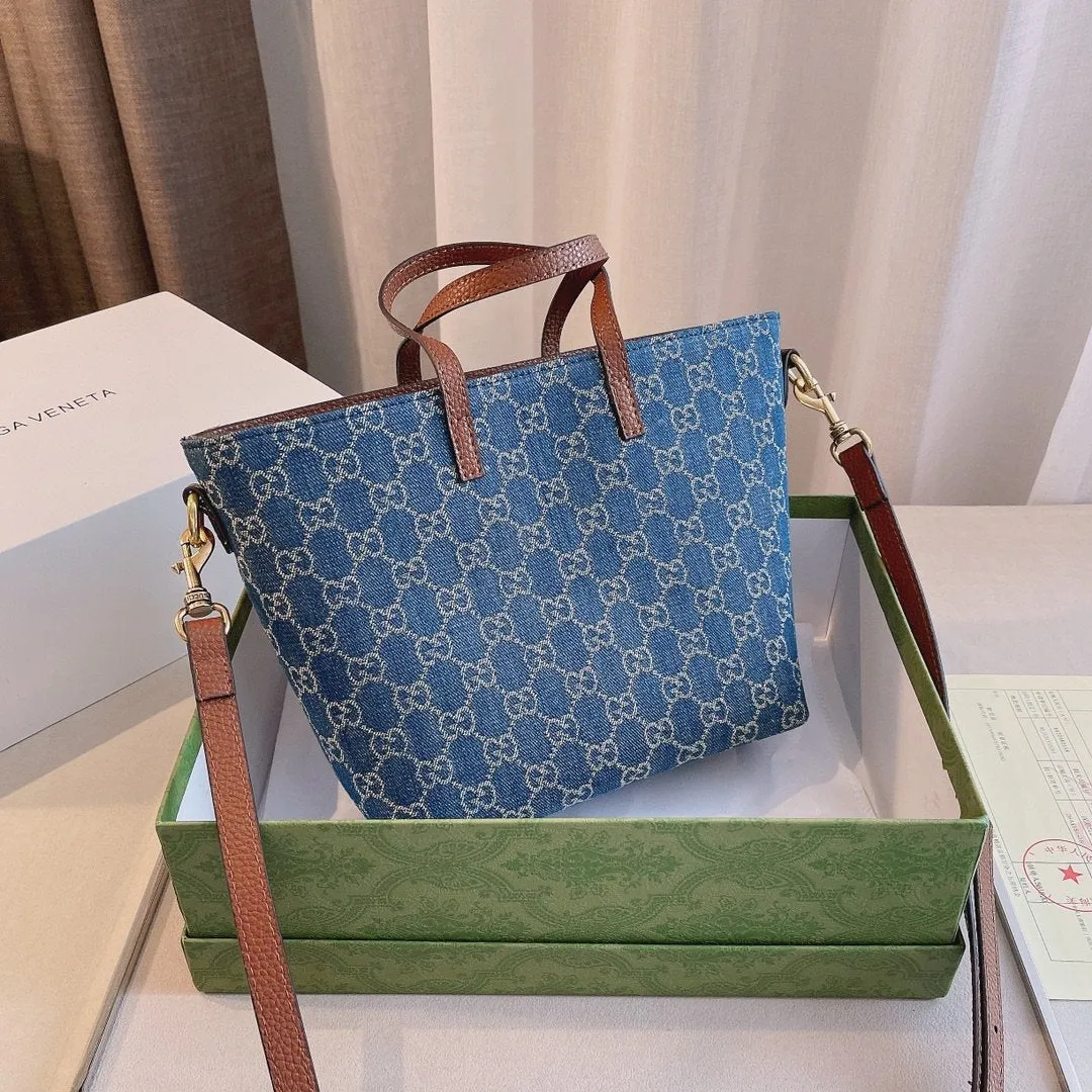 Designer Bags by Gucci 179