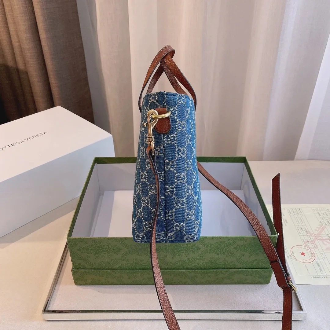 Designer Bags by Gucci 179