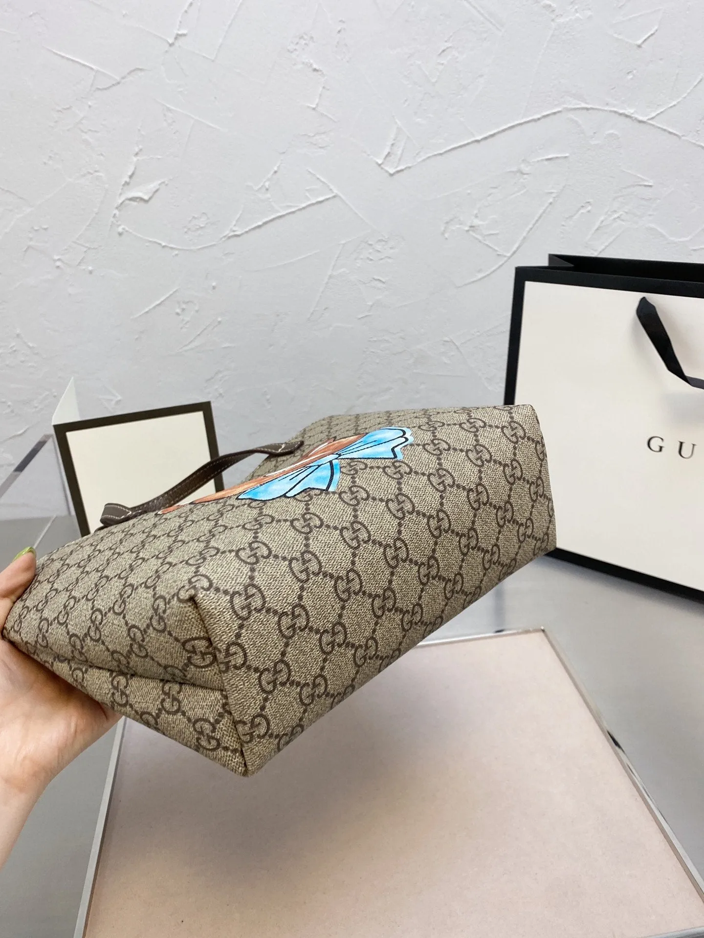 Designer Bags by Gucci 207
