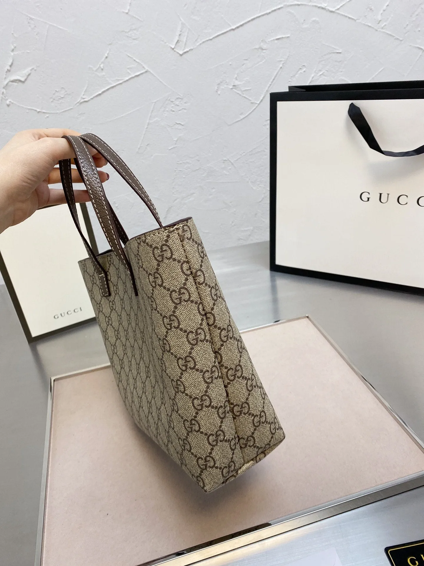 Designer Bags by Gucci 207