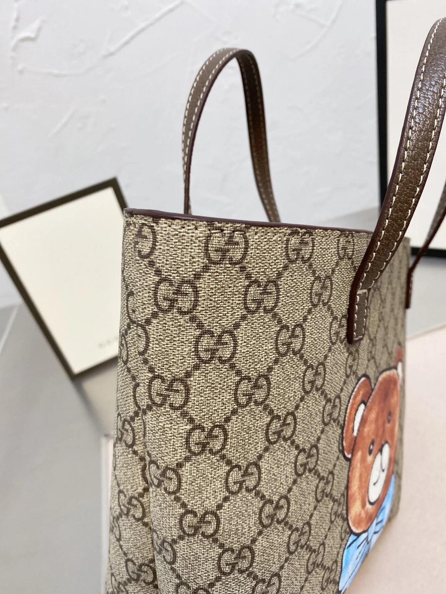 Designer Bags by Gucci 207