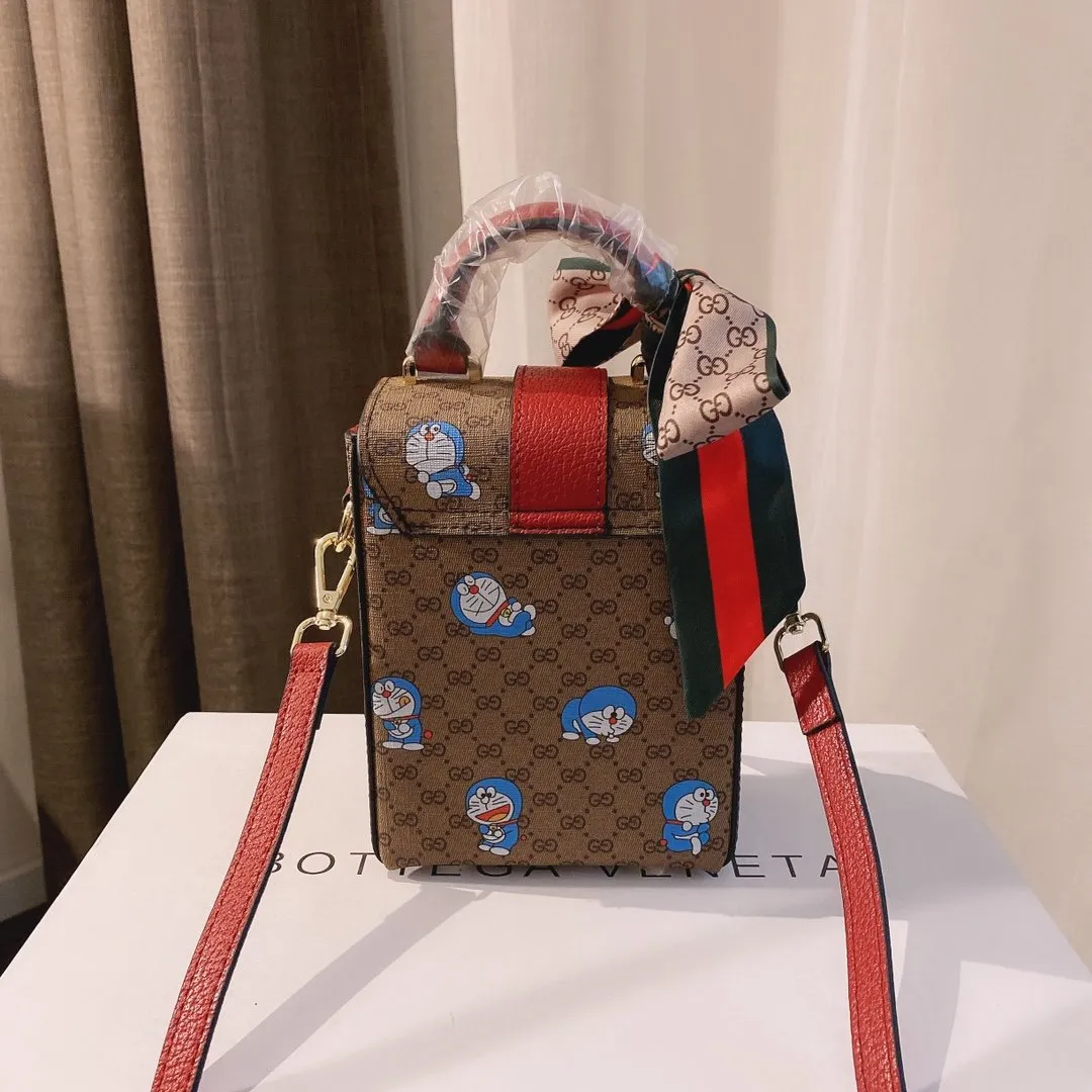 Designer Bags by Gucci 208