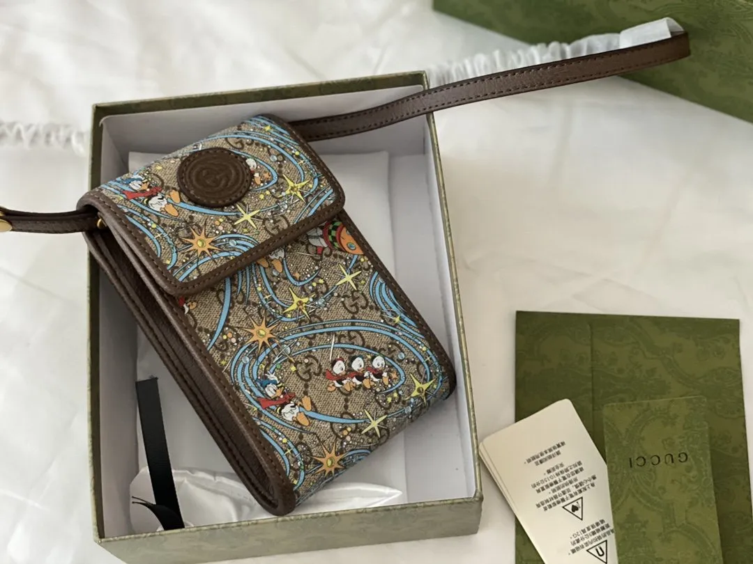 Designer Bags by Gucci 217