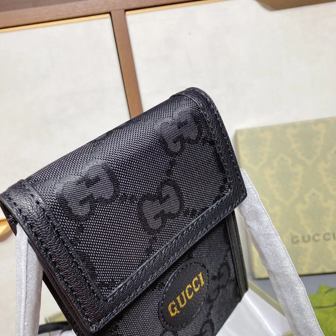 Designer Bags by Gucci 251
