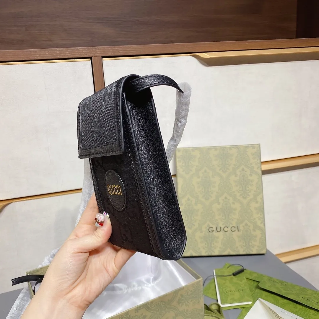 Designer Bags by Gucci 251