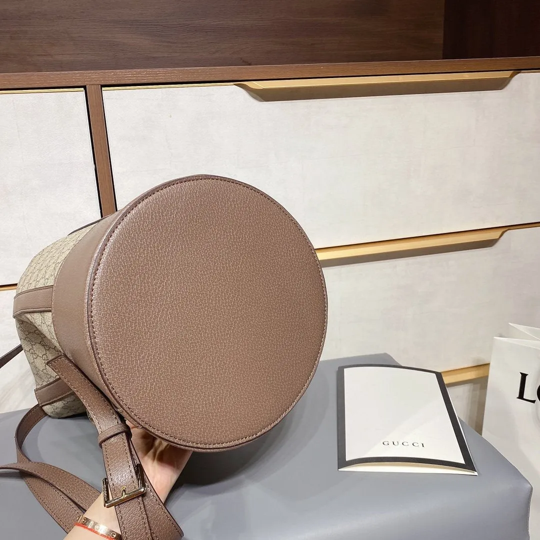 Designer Bags by Gucci 253