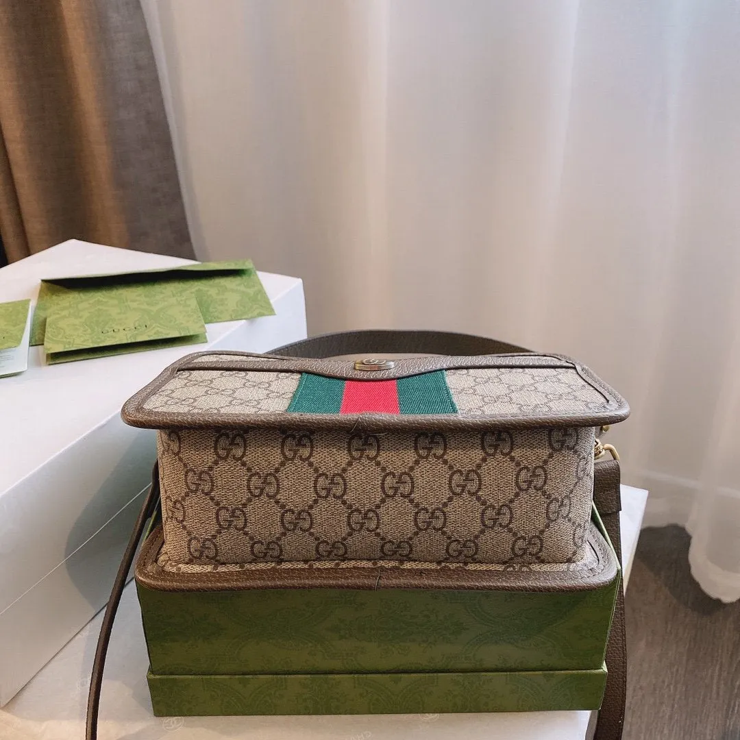 Designer Bags by Gucci 263