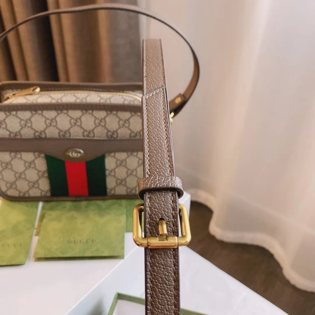 Designer Bags by Gucci 263