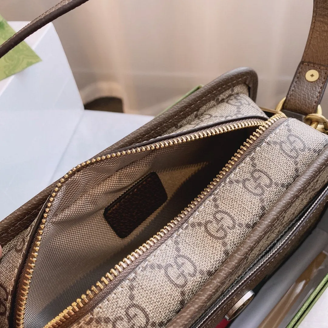 Designer Bags by Gucci 263