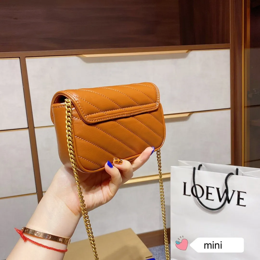Designer Bags by Gucci 277