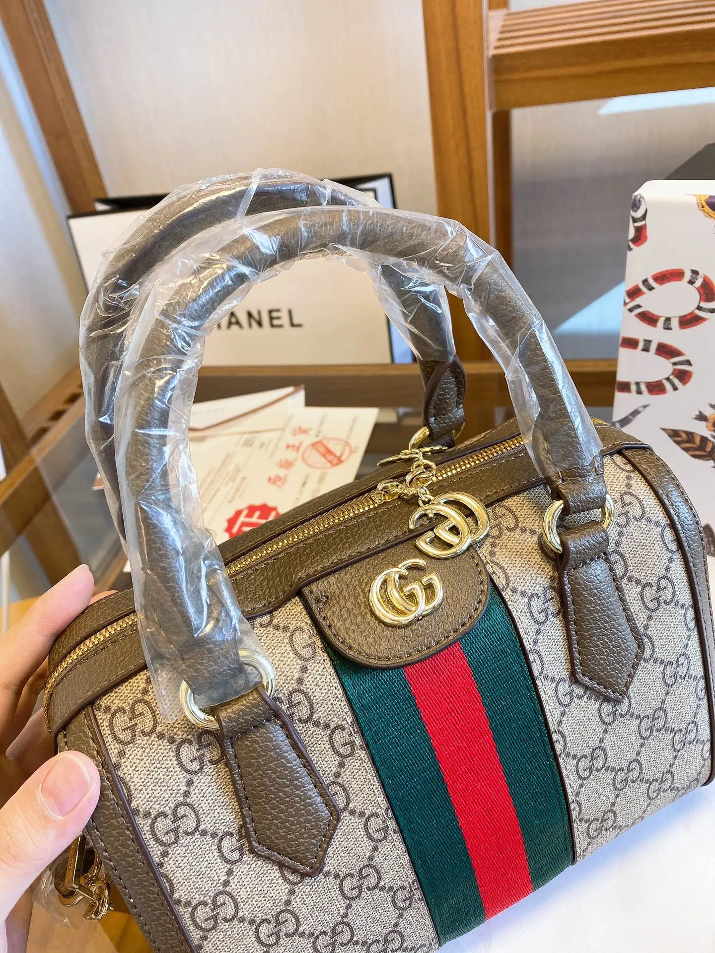 Designer Bags by Gucci 282