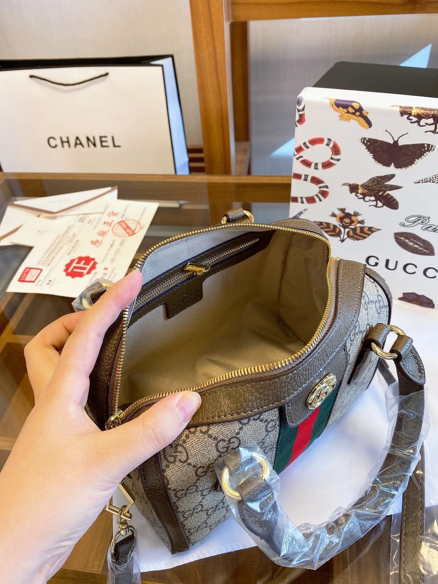 Designer Bags by Gucci 282