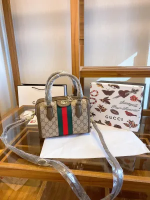 Designer Bags by Gucci 282