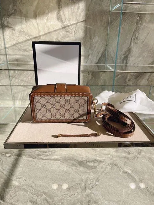 Designer Bags by Gucci 311