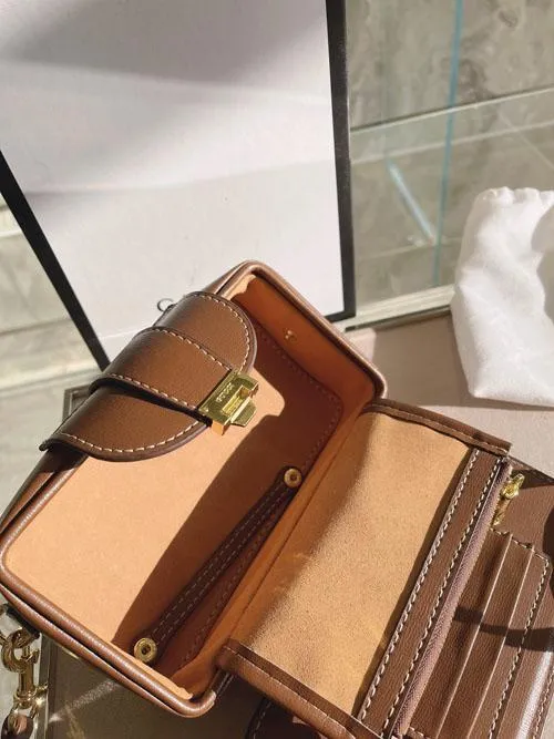 Designer Bags by Gucci 311