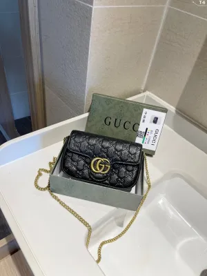 Designer Bags by Gucci 324