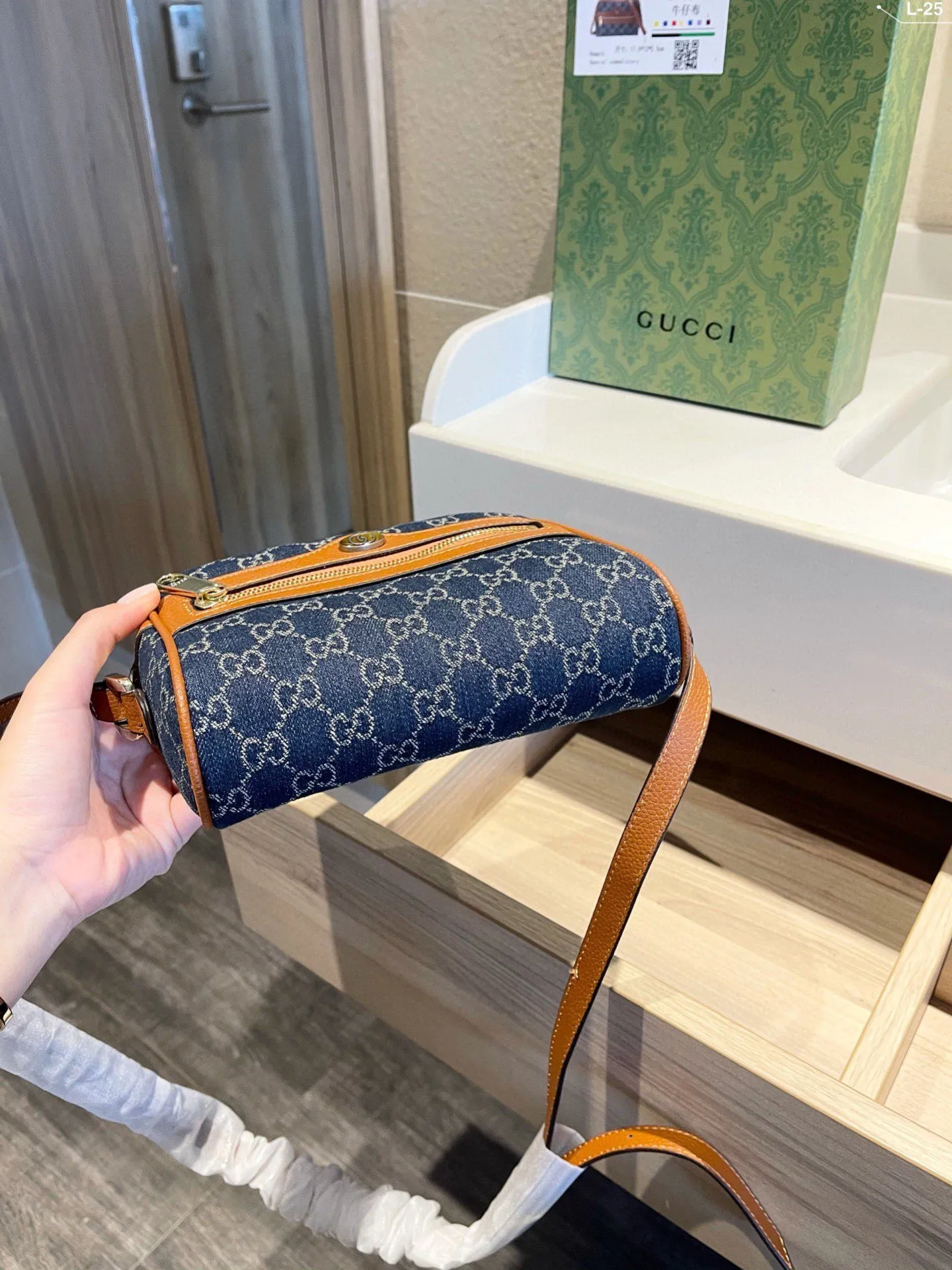 Designer Bags by Gucci 332