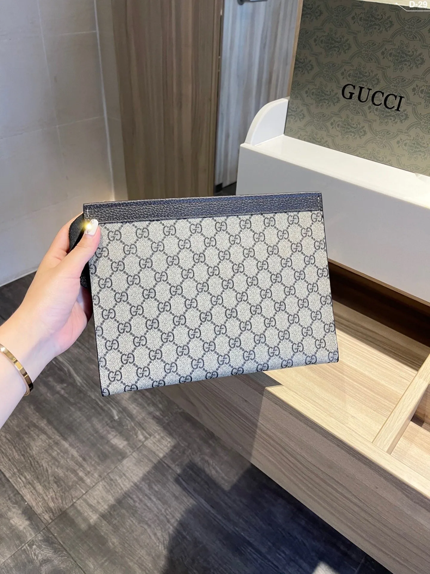 Designer Bags by Gucci 352