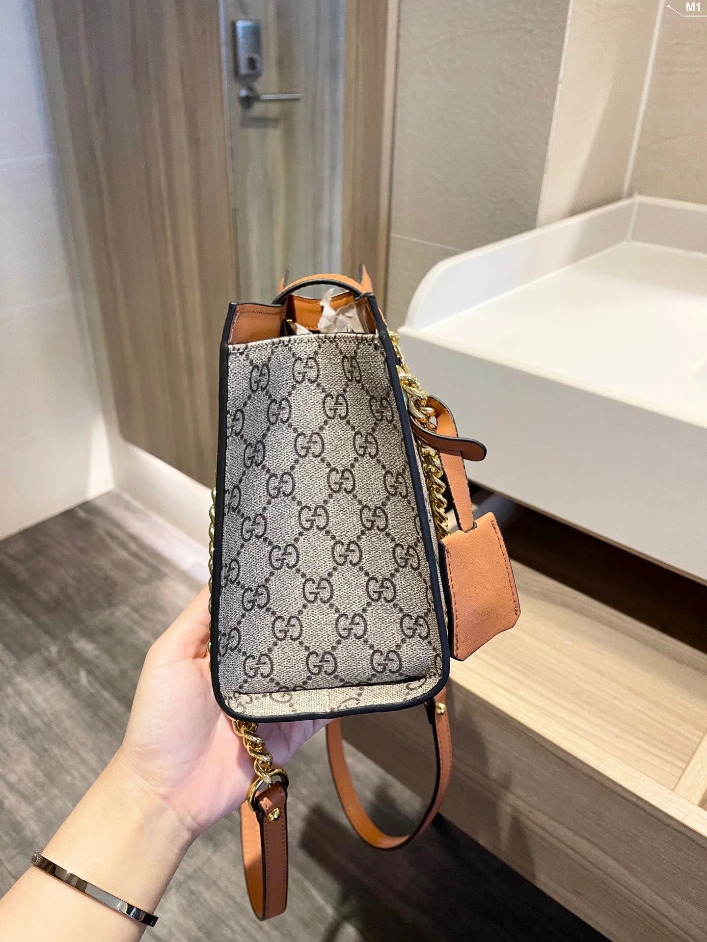 Designer Bags by Gucci 354