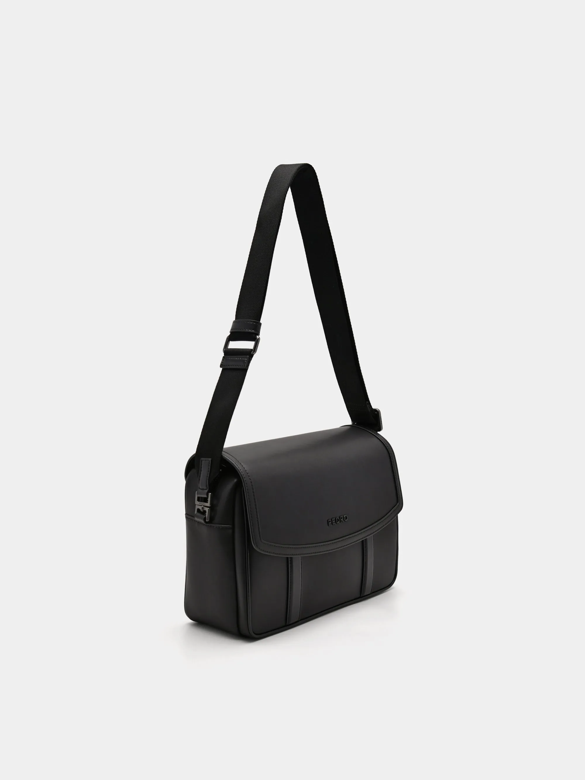 Duncan Messenger Bag