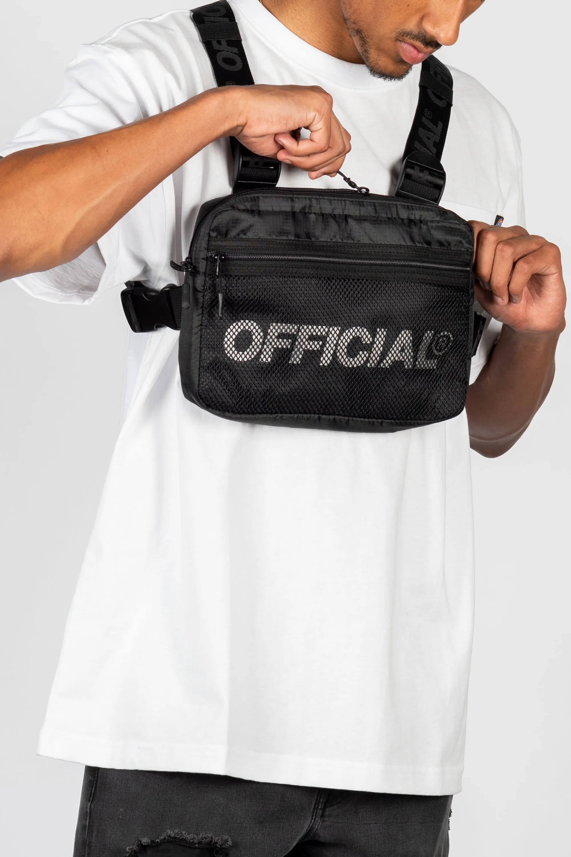 Melrose 2.0 Chest Bag (Black)