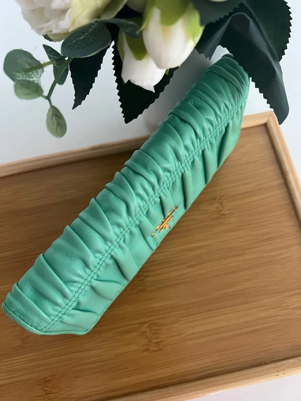 Menta Nappa Gaufre Long Wallet